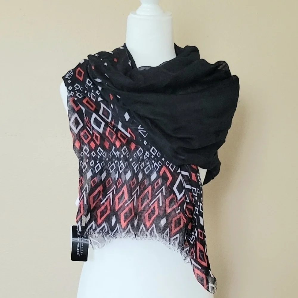 Cotton On Pascal Print Geo Border Scarf - OS